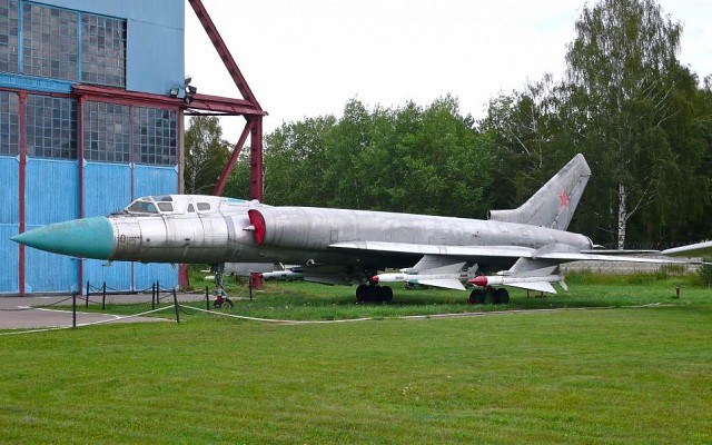 Tu-128 with R-4T and R-4R air to air missiles
